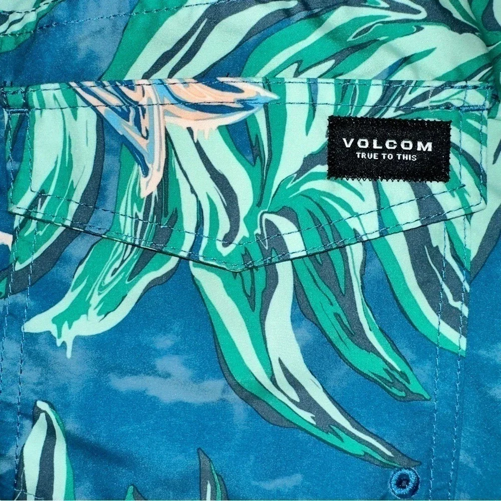 Volcom Mens XXL Boardshort‎ Standard Polly Pack 17